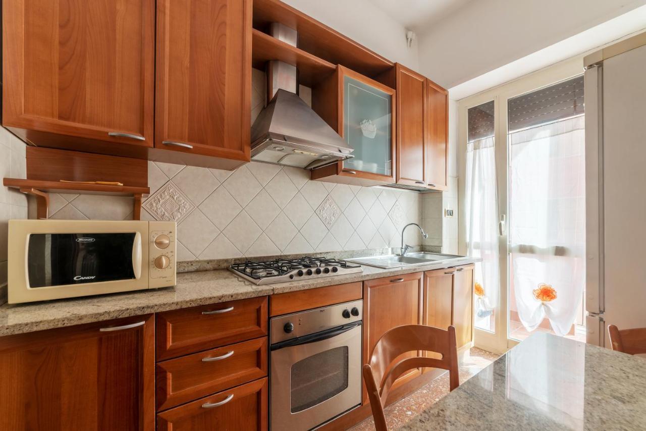 Monteverde Roomy Apartment Sun And Flowers Roma Exterior foto