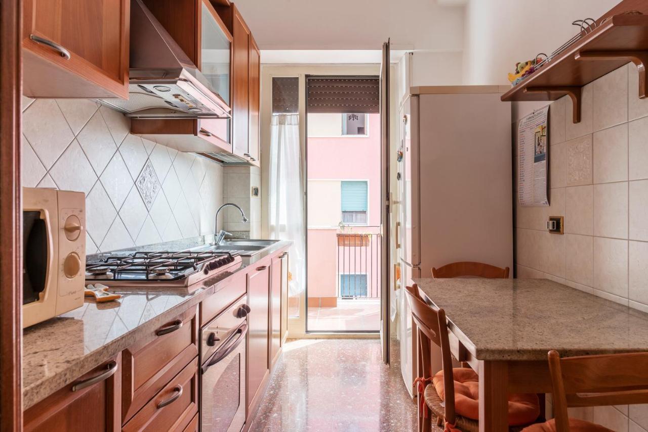 Monteverde Roomy Apartment Sun And Flowers Roma Exterior foto