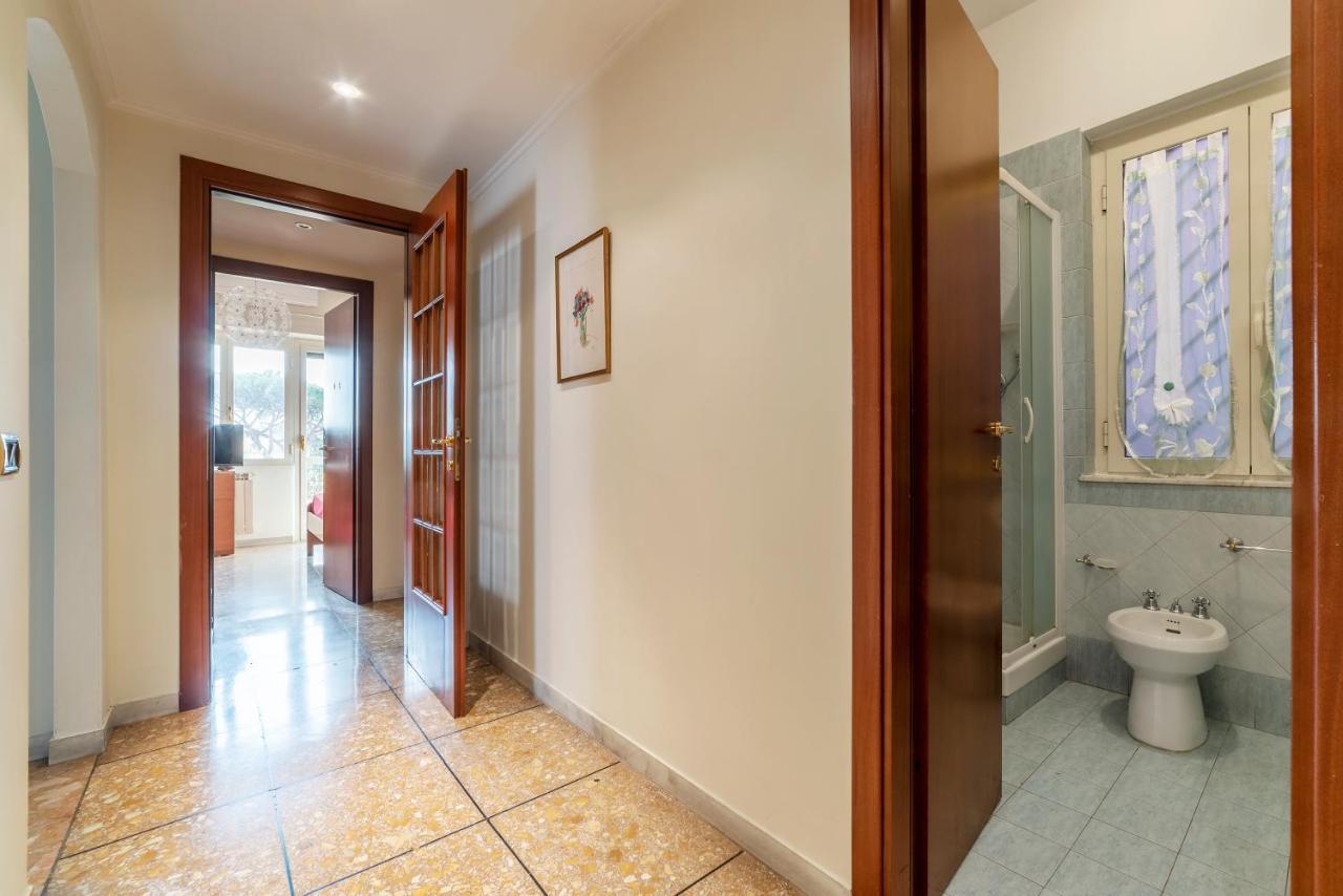 Monteverde Roomy Apartment Sun And Flowers Roma Exterior foto