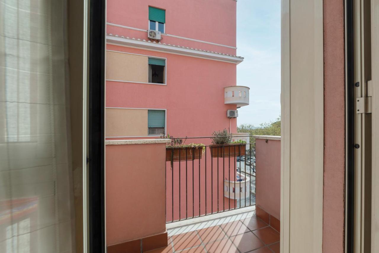 Monteverde Roomy Apartment Sun And Flowers Roma Exterior foto